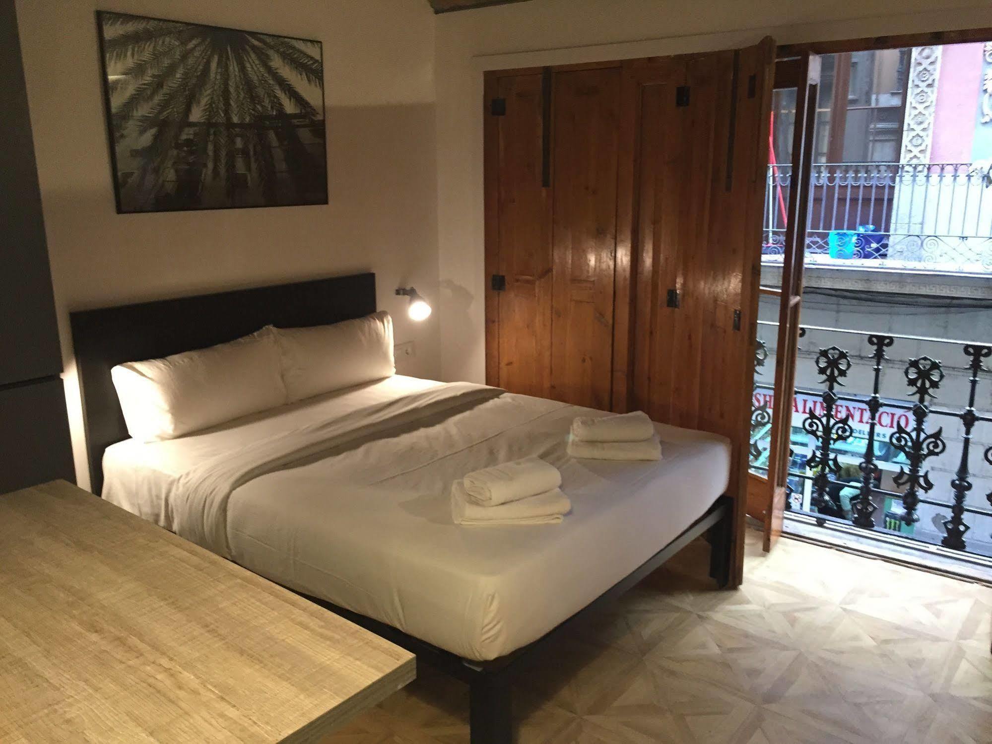 L'Escudellers By The Streets Apartment Barcelona Exterior photo