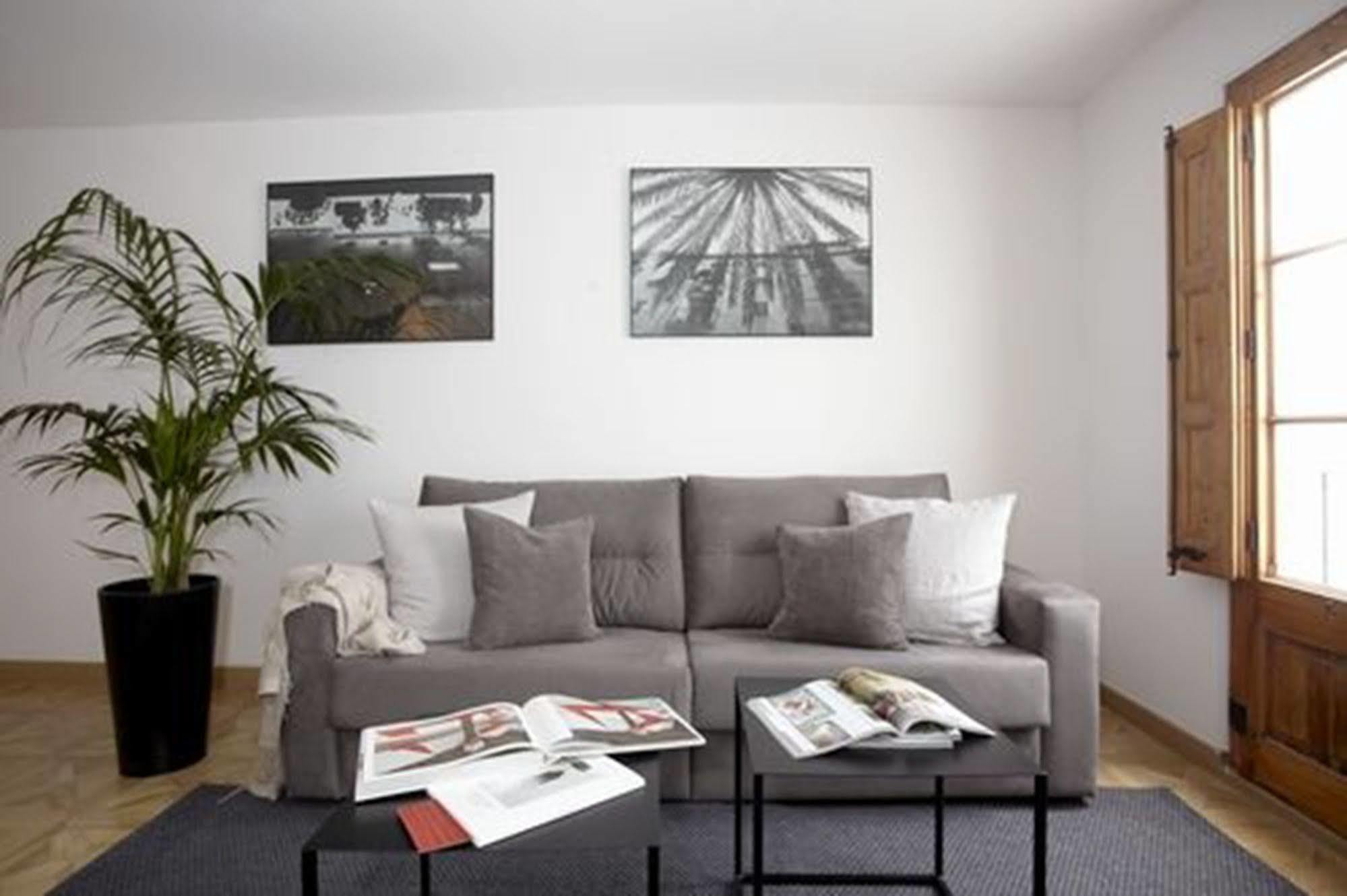L'Escudellers By The Streets Apartment Barcelona Exterior photo